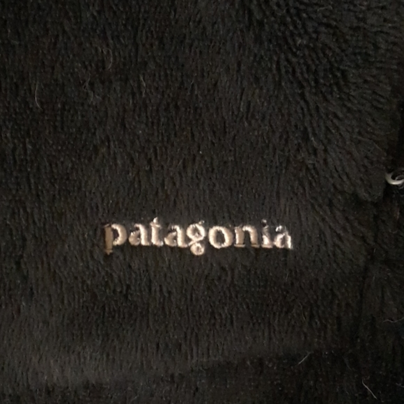 Patagonia polartec womens jacket, perfect for someone who’s always cold - Picture 7 of 7